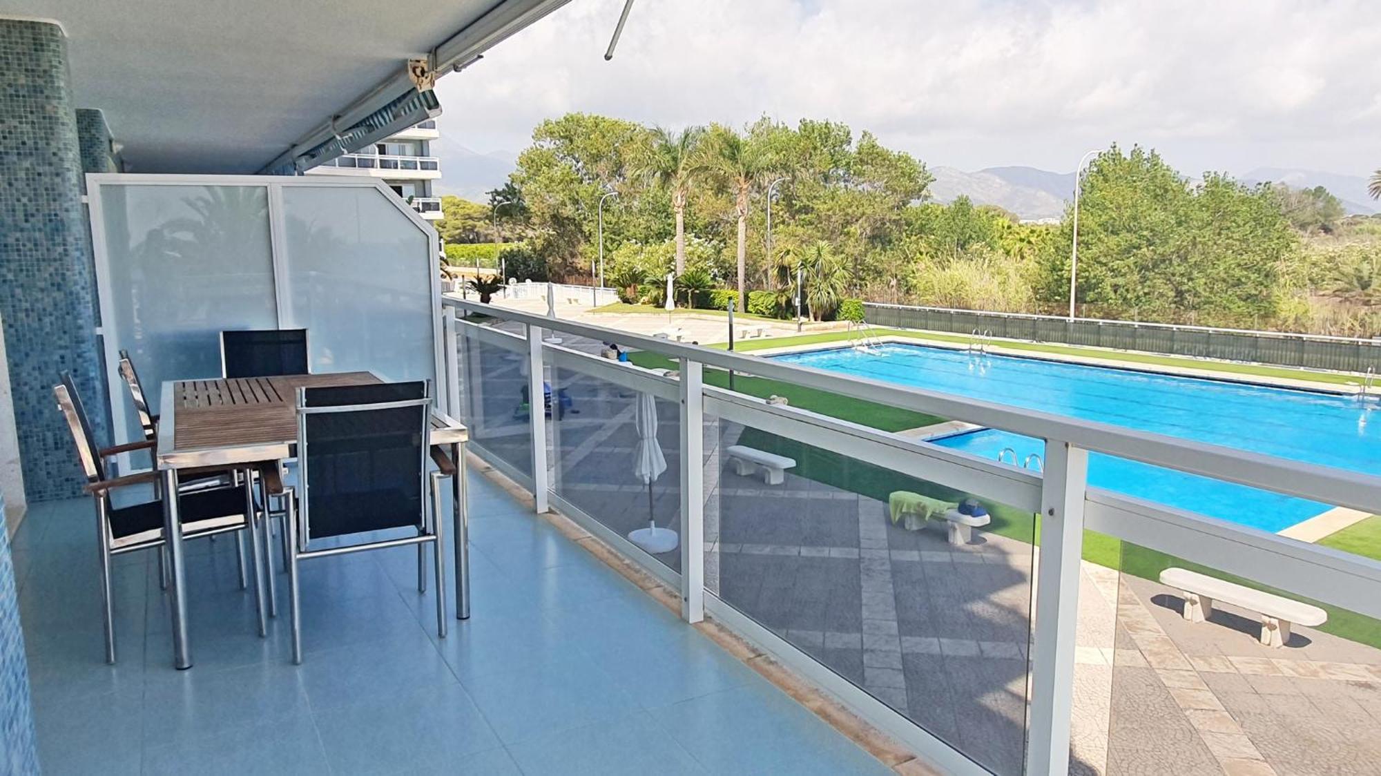 Aigua Blava Primera Linea - Alquiler Solo Familias Playa de Gandia Екстериор снимка