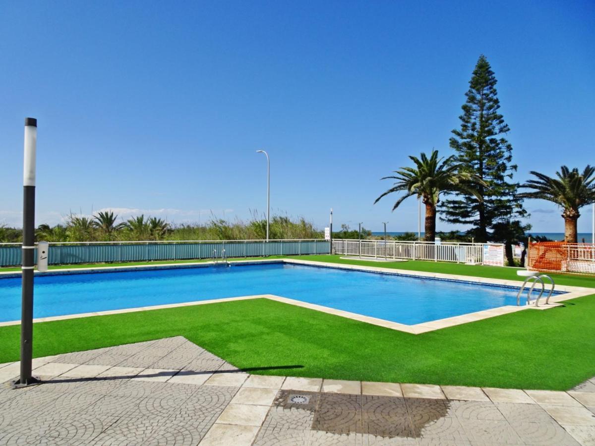 Aigua Blava Primera Linea - Alquiler Solo Familias Playa de Gandia Екстериор снимка