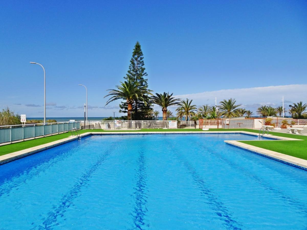 Aigua Blava Primera Linea - Alquiler Solo Familias Playa de Gandia Екстериор снимка