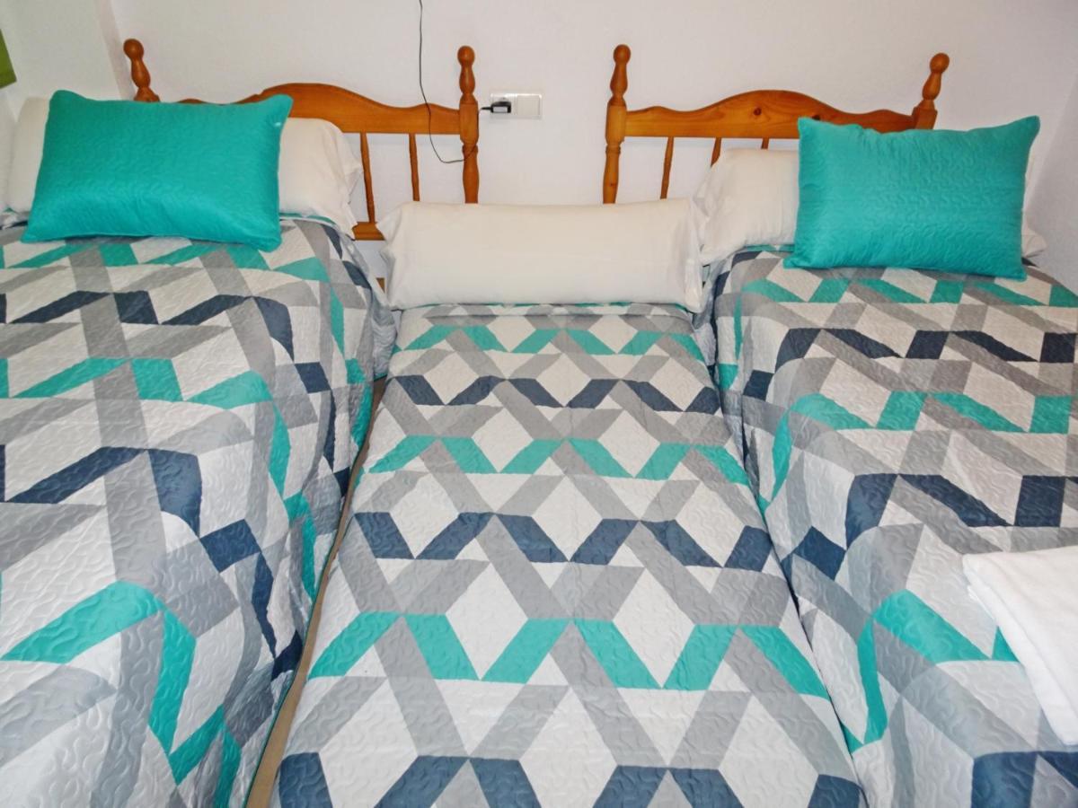 Aigua Blava Primera Linea - Alquiler Solo Familias Playa de Gandia Екстериор снимка