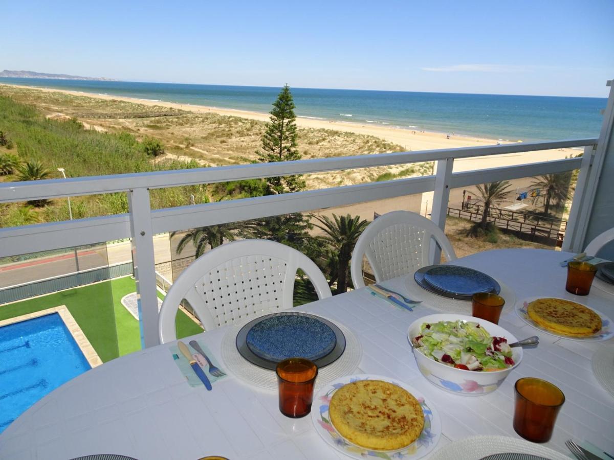 Aigua Blava Primera Linea - Alquiler Solo Familias Playa de Gandia Екстериор снимка