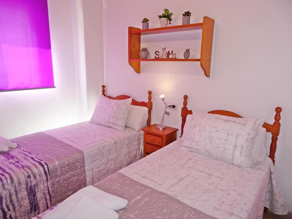 Aigua Blava Primera Linea - Alquiler Solo Familias Playa de Gandia Екстериор снимка